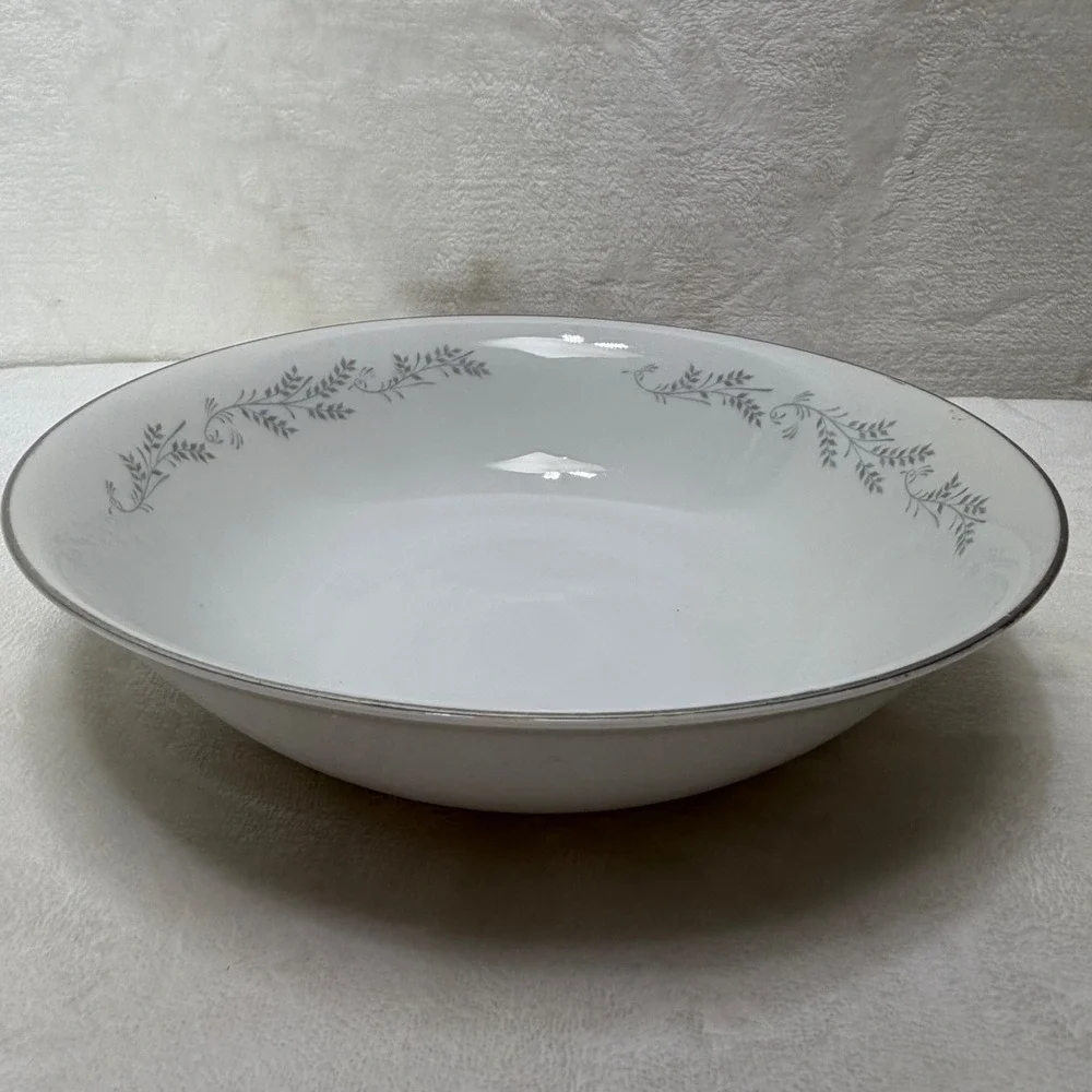 Royalton China Co E.G. 3301 Translucent Porcelain 9 inch Serving‎ Bowl Japan